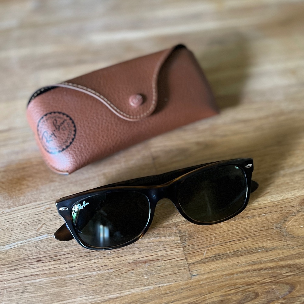 Rayban New Wayfarer Tortoise Sunglasses